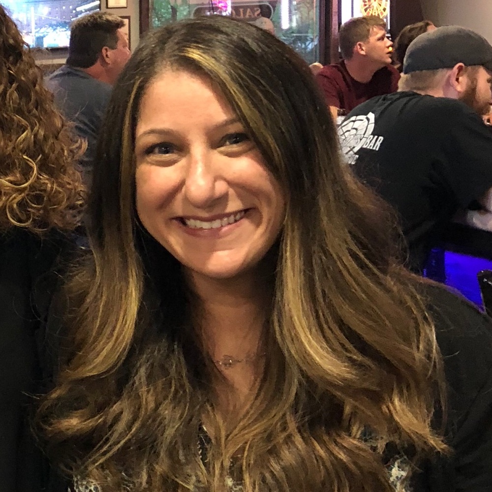 Meet your Posher, Alicia